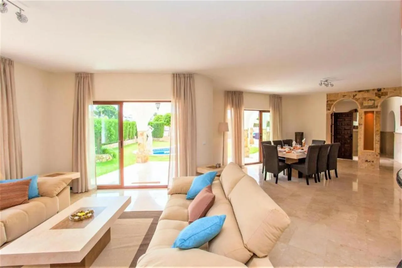 Luxury Villa Romantica Near Beach Torremuelle Benalmadena